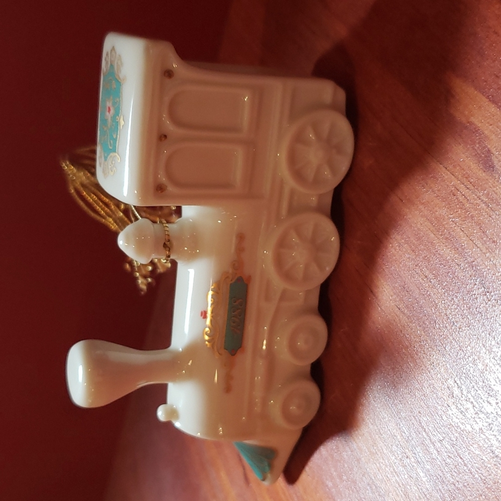 1988 Lenox Train Ornamenr